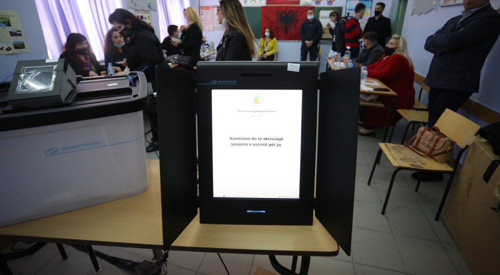 KQZ miraton vendimin, votimi elektronik vetem ne Bashkine Vore